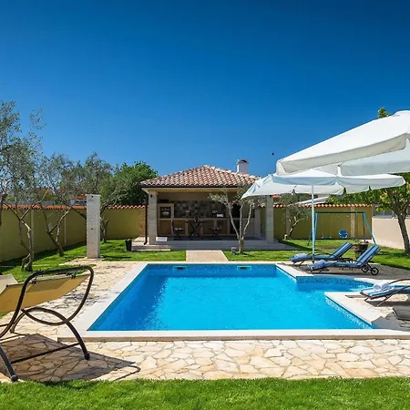 Holiday home Zafirah