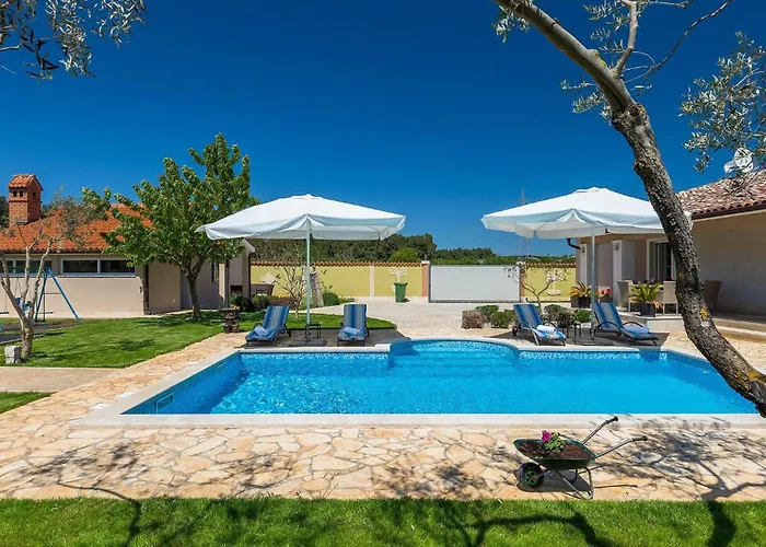 Zafirah Holiday home Pula