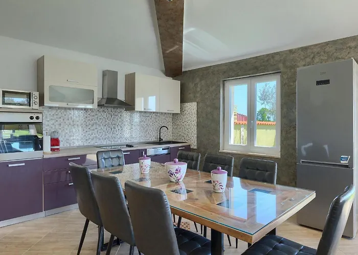 Holiday home Zafirah Pula