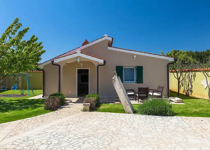 Holiday home Zafirah