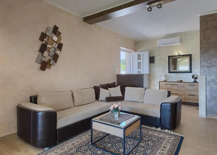 Zafirah Holiday home Pula