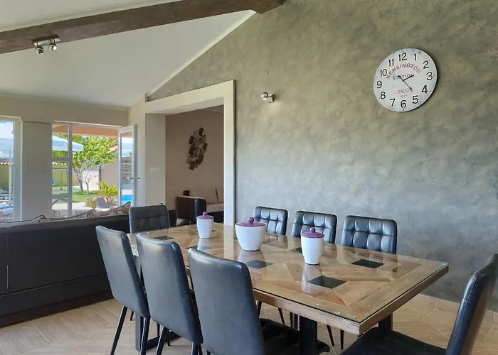 Holiday home Zafirah